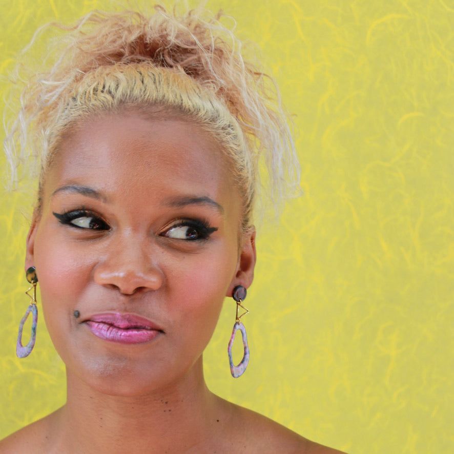 Cirque Maxime - Labelle Ikeya Création Originale - Puce d'oreilles