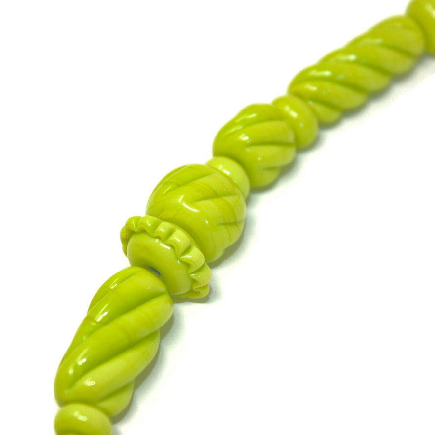 Klima Uni Vers L'Uni Vert Anis Prestige - Labelle Ikeya Création Originale - Collier