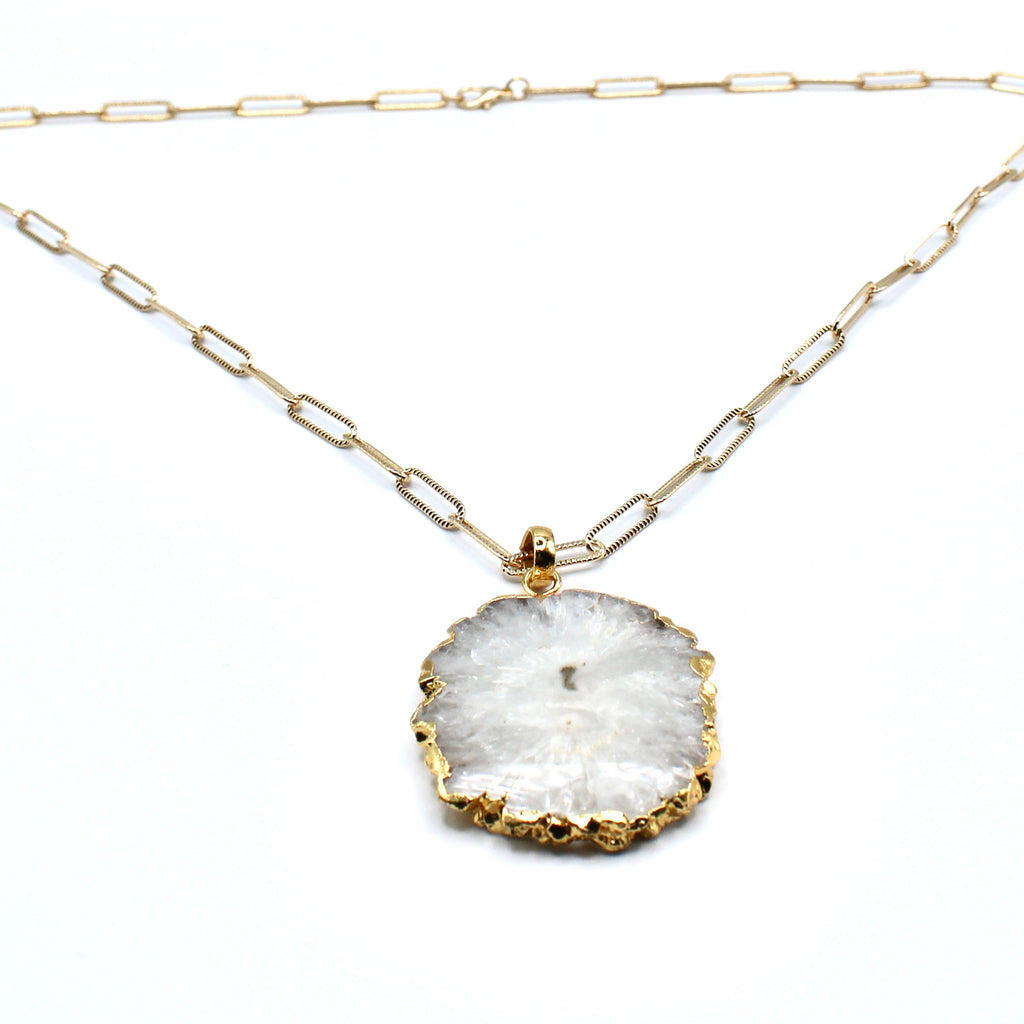 Pendentif d'exception Cristal de Roche serti plaqué Or - Labelle Ikeya Création Originale - Sautoir