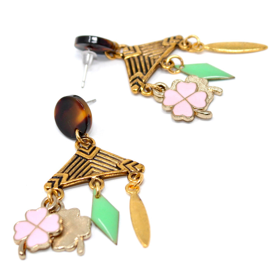 Temple d'Auguste - Labelle Ikeya Création Originale - Puce d'oreilles