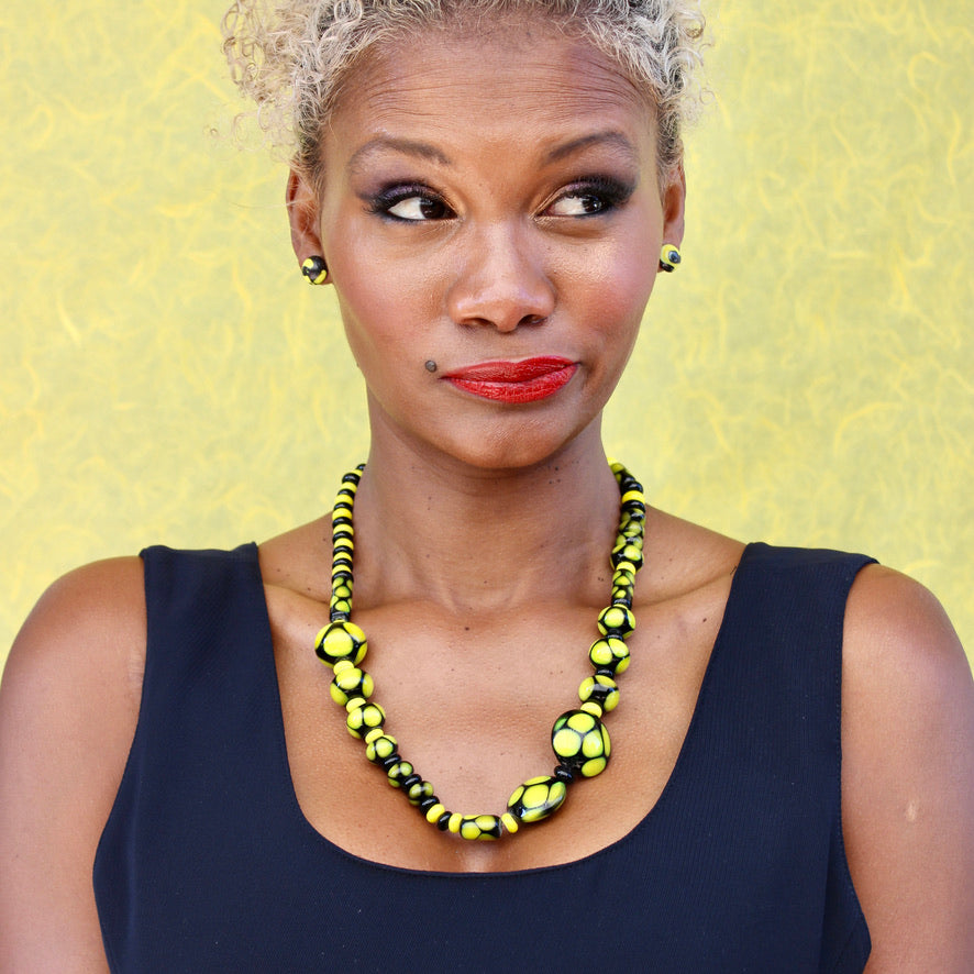 Salamandre Prestige Jaune & Noir - Labelle Ikeya Création Originale - Collier